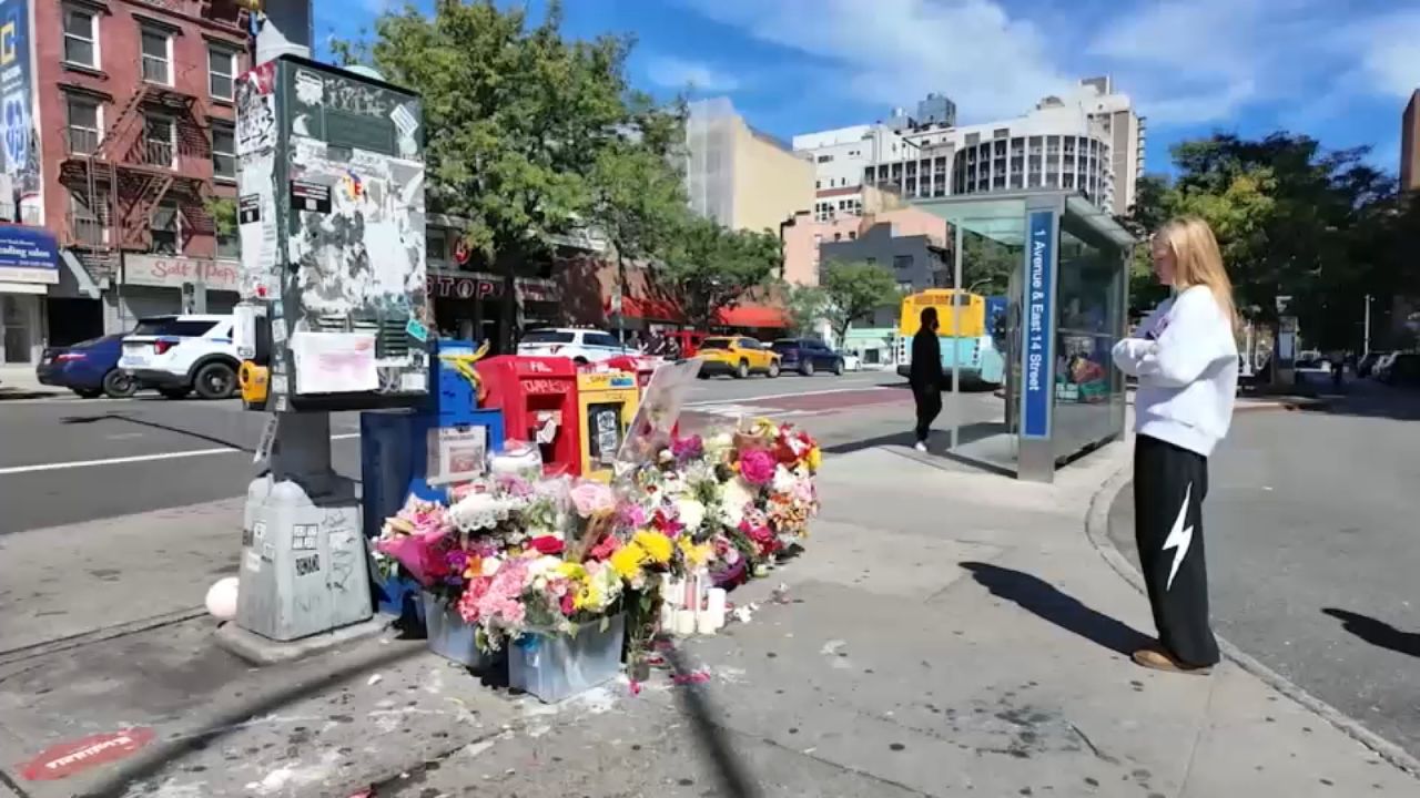 15-Year-Old Twin Killed in NYC Bike Crash Remembered in Heartbreaking Photos With Friends