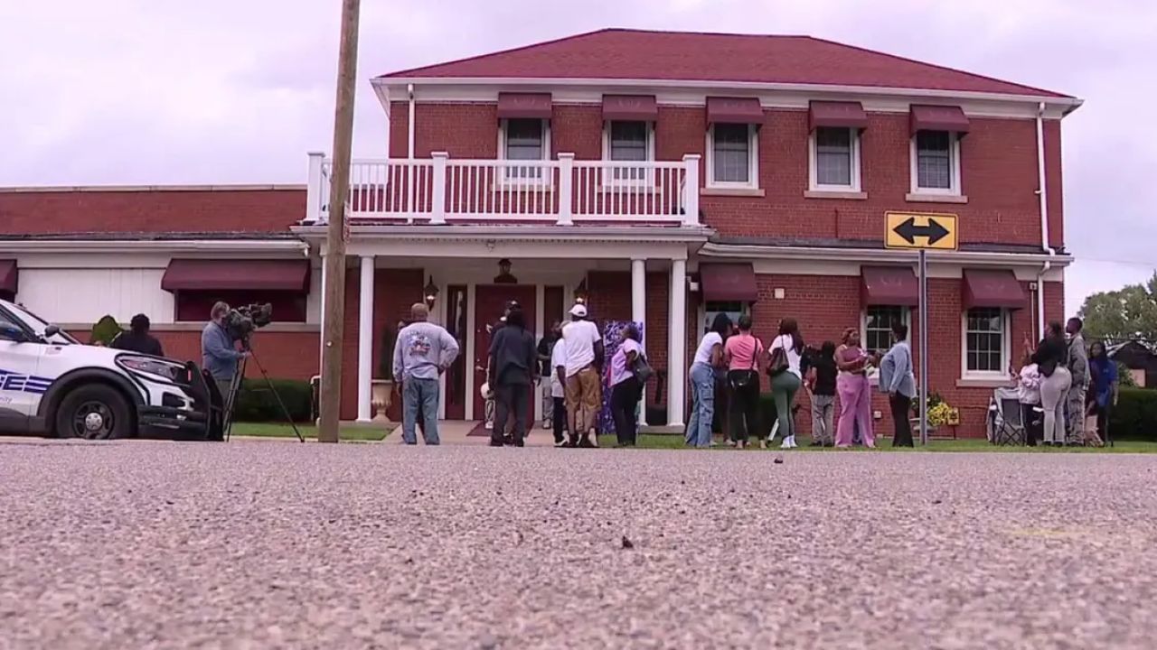 Funeral Home Allegedly Cremated Wrong Woman Before Family Could Say Goodbye