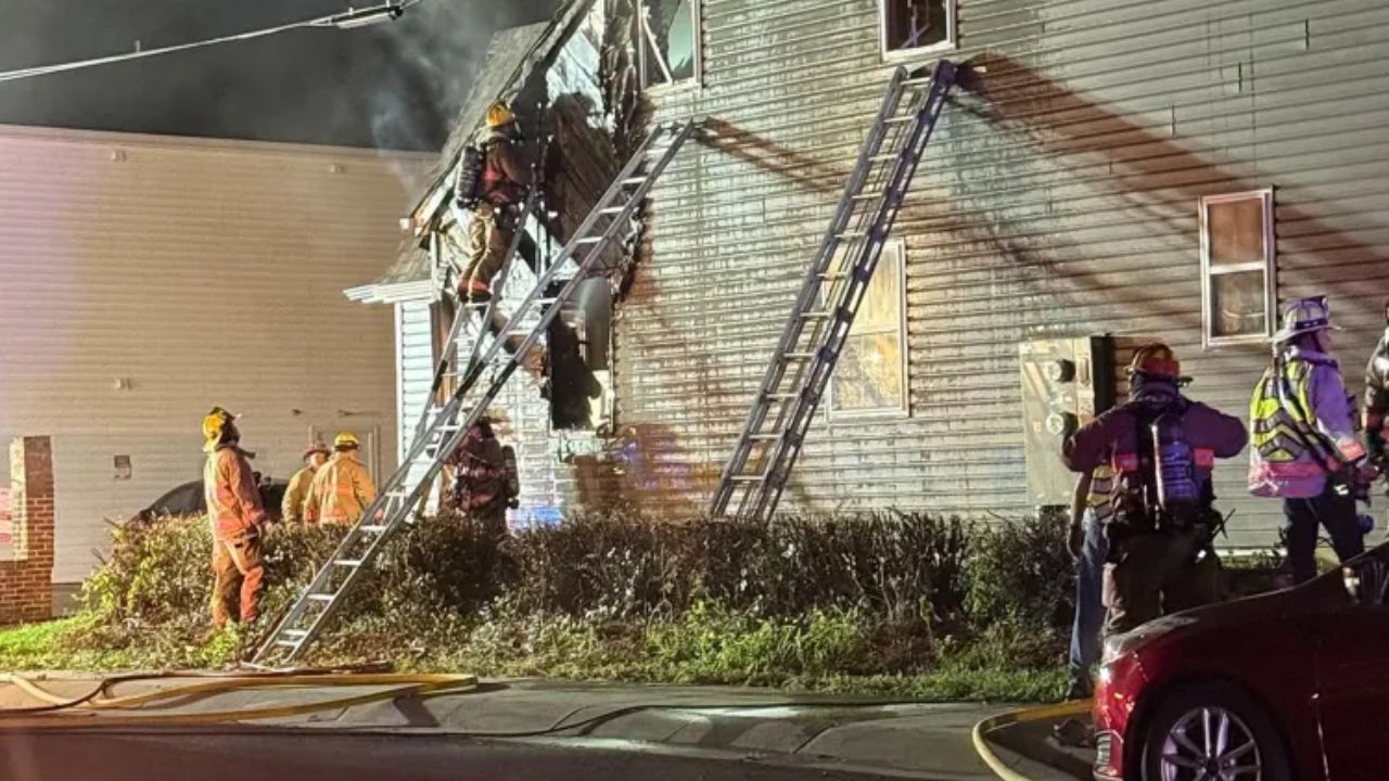 Teacher Sees Flames Shooting From Neighbor’s Home and Runs Inside Barefoot to Save Her