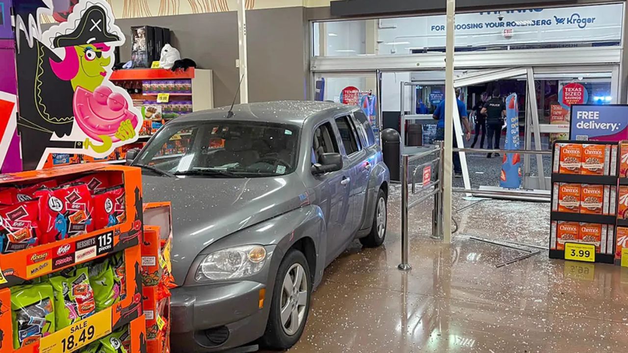 Texas Driver Arrested After Allegedly Driving Into Kroger Over Bathroom Emergency
