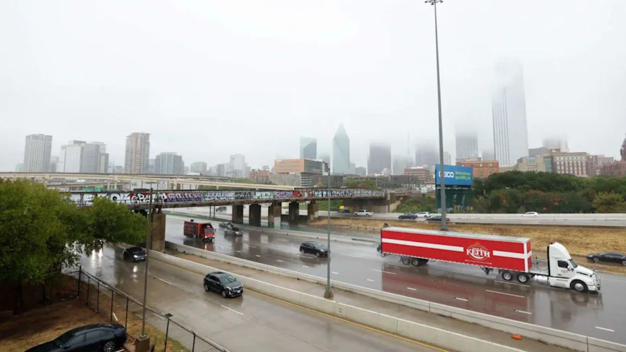 DFW Weather Outlook Rain Shuts Down Tonight, Temperatures Drop Into the 60s and Then Warm Up Across North Texas