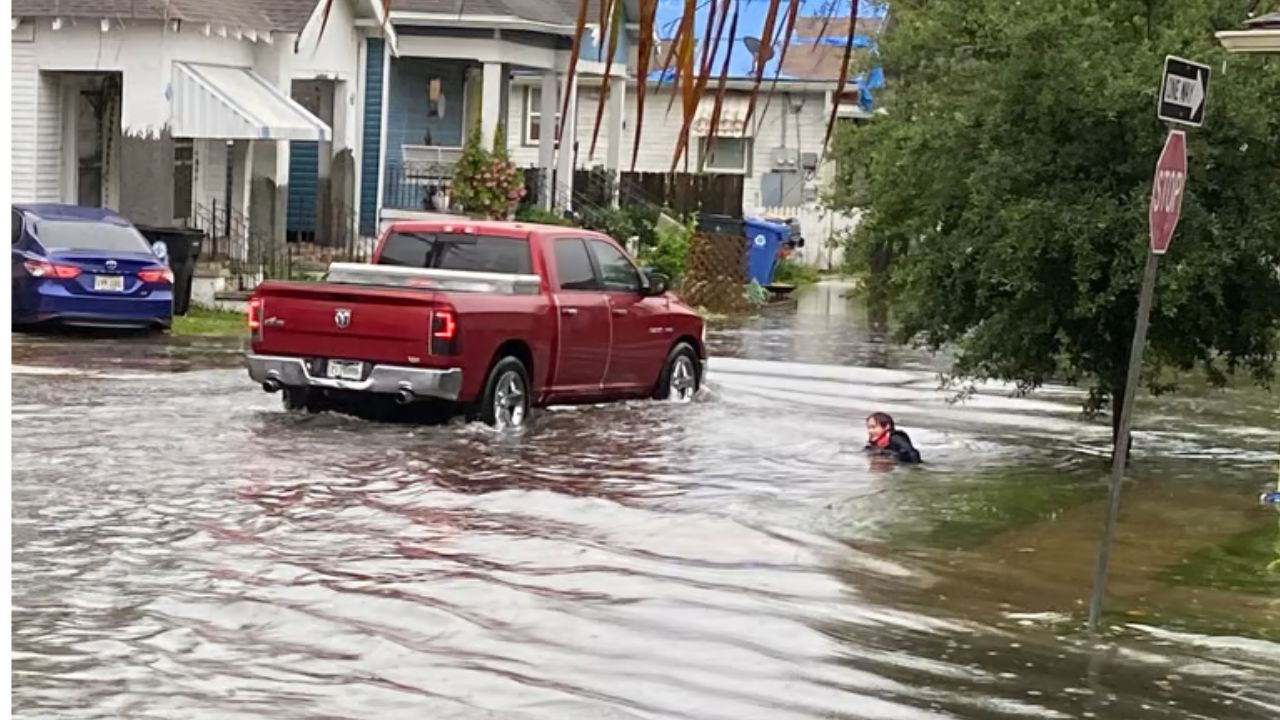 Heavy Rain Is Set to Drench Millions Across the East as Tropical Moisture Fuels a Dangerous Week-Long Flood Threat