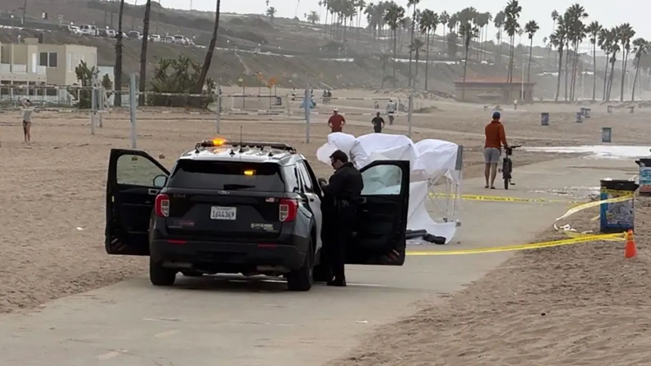 Monster Waves Slam California Beaches, Leaving One Man Dead and Coastal Structures Damaged