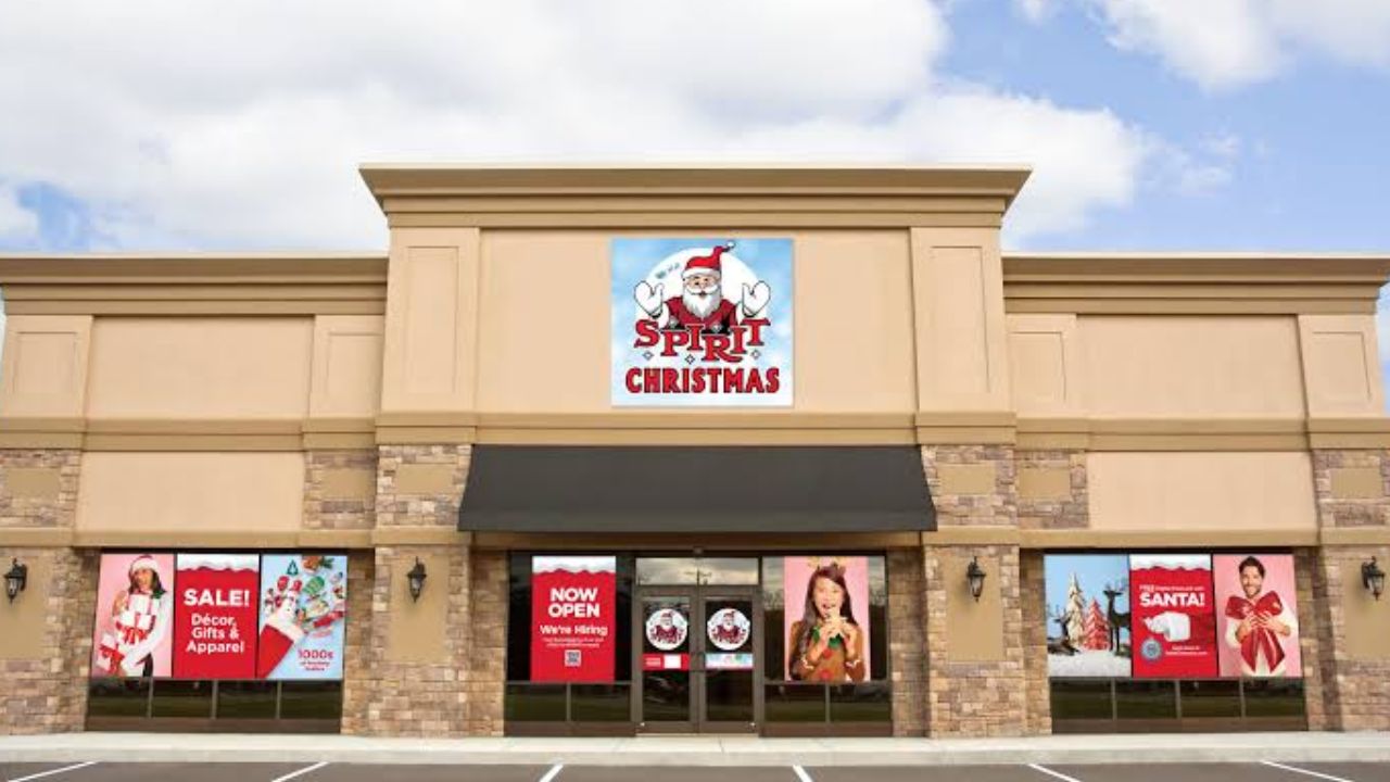 Spirit Halloween’s Christmas Spin-Off Is Expanding Across Florida With 4 New Stores Opening This Holiday Season