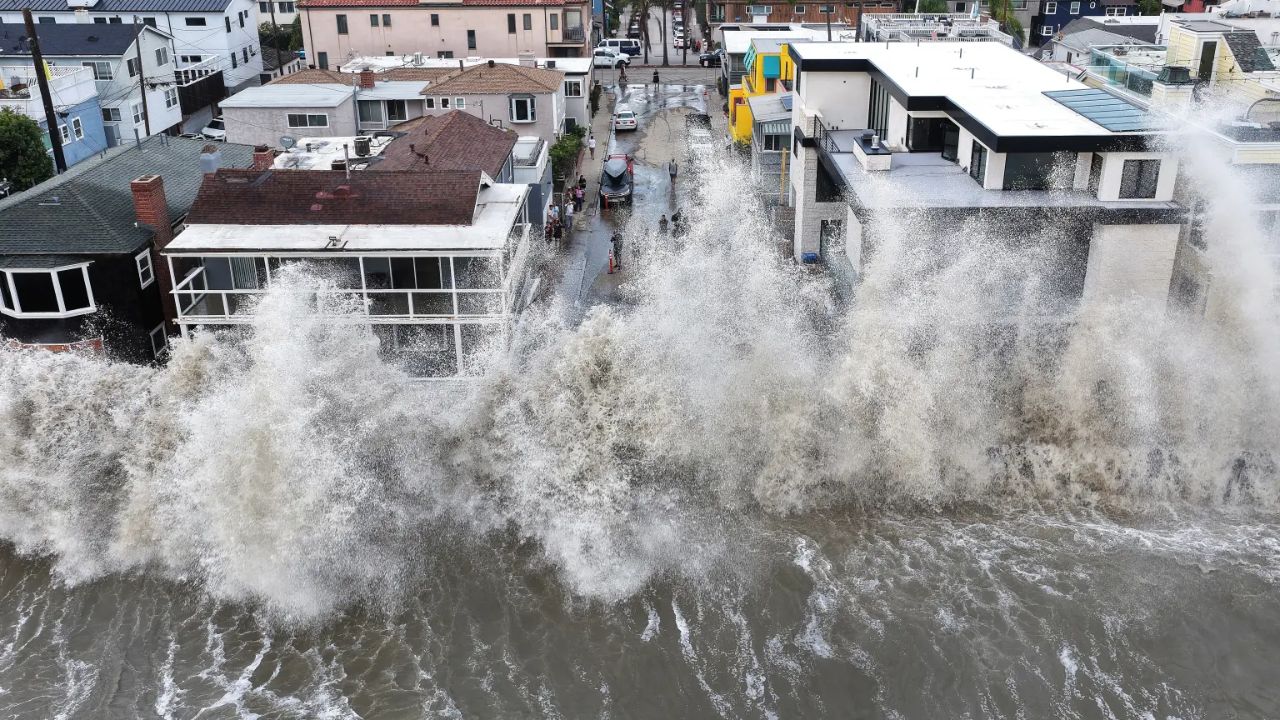 Sea Levels Could Rise Nearly a Foot Along California Coast as Massive Kelvin Wave Builds