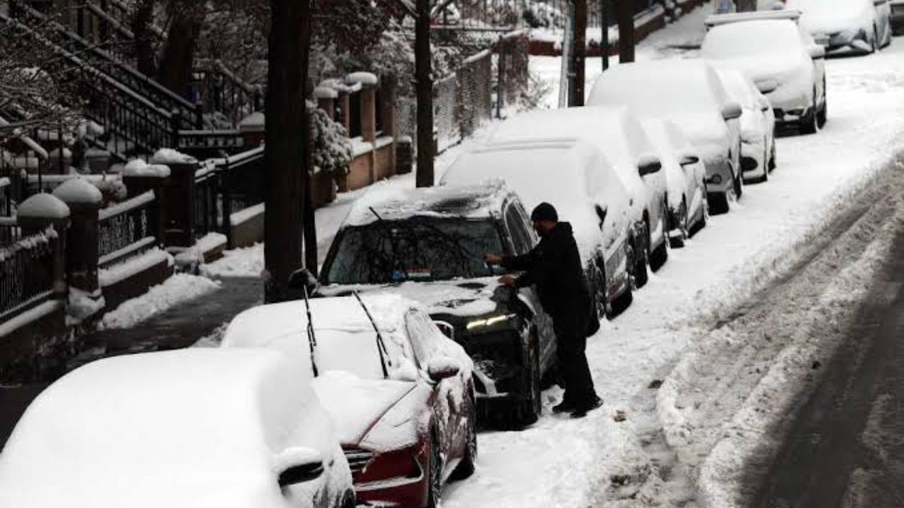 Western U.S. Braces for a Wild Weather Whiplash as Temperatures Crash and Snow Arrives